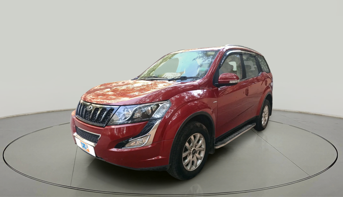 2016 Mahindra XUV500 W10 AWD AT, Diesel, Automatic, 97,578 km, exterior