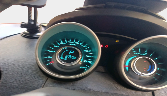 2016 Mahindra XUV500 W10 AWD AT, Diesel, Automatic, 97,578 km, interior