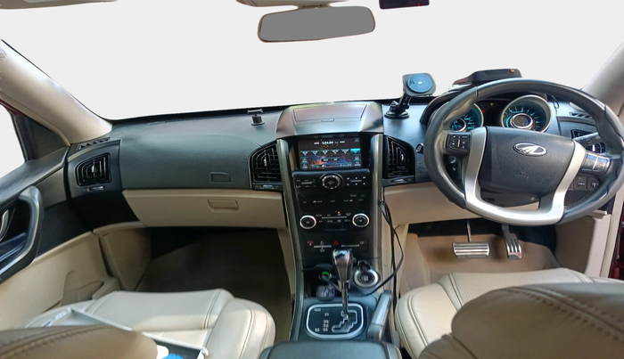 2016 Mahindra XUV500 W10 AWD AT, Diesel, Automatic, 97,578 km, interior