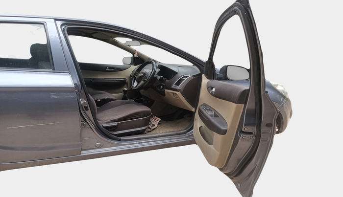 2010 Hyundai i20 SPORTZ (O) 1.2, Petrol, Manual, 81,954 km, interior