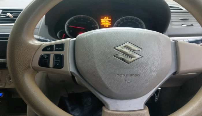 2013 Maruti Ertiga ZDI, Diesel, Manual, 2,39,386 km, interior