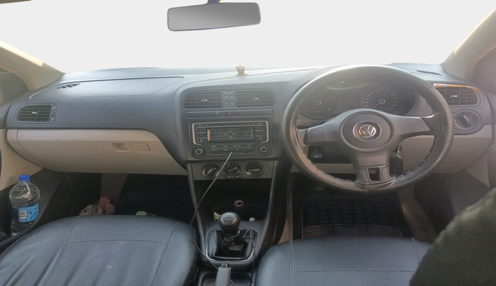 2013 Volkswagen Polo COMFORTLINE 1.2L PETROL, Petrol, Manual, 1,01,341 km, interior