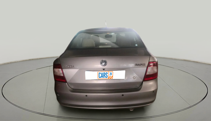 2014 Skoda Rapid ELEGANCE 1.6 MPI AT, Petrol, Automatic, 77,636 km, exterior