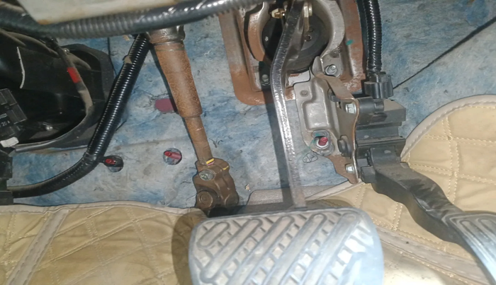 2013 Renault Scala RXZ PETROL AT, Petrol, Automatic, 90,263 km, interior