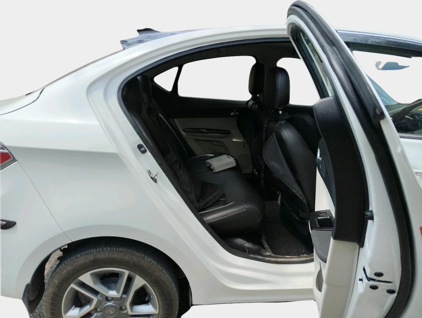 2024 Tata TIGOR XZ PLUS PETROL, Petrol, Manual, 5,400 km, interior