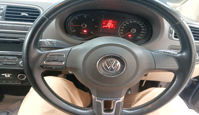 2011 Volkswagen Vento HIGHLINE DIESEL 1.6, Diesel, Manual, 99,073 km, interior