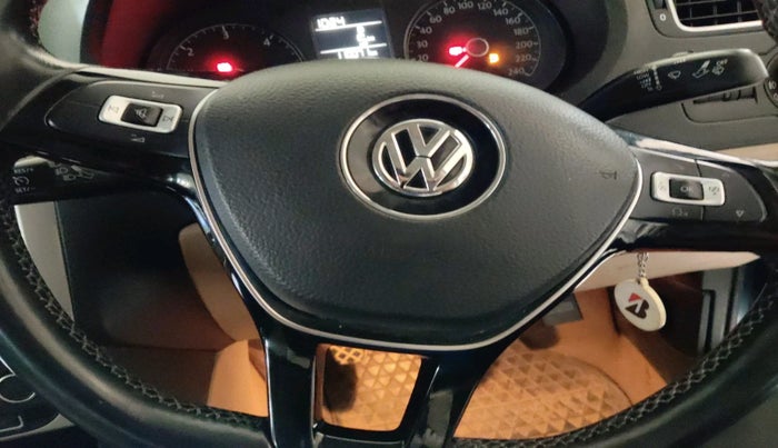 2017 Volkswagen Ameo HIGHLINE1.5L, Diesel, Manual, 1,10,071 km, interior