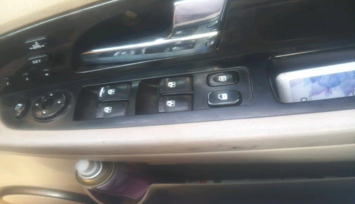 2013 Ssangyong Rexton RX7, Diesel, Automatic, 1,21,724 km, interior