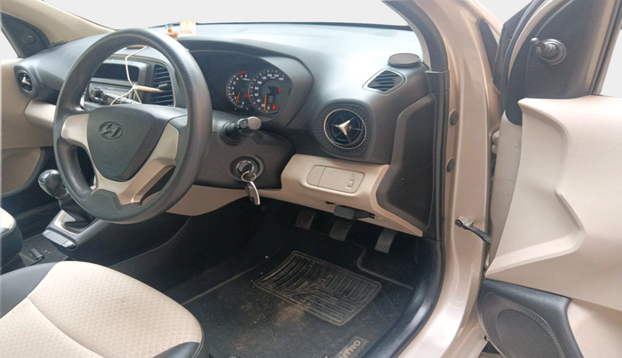2019 Hyundai NEW SANTRO ERA EXECUTIVE, Petrol, Manual, 16,338 km, interior