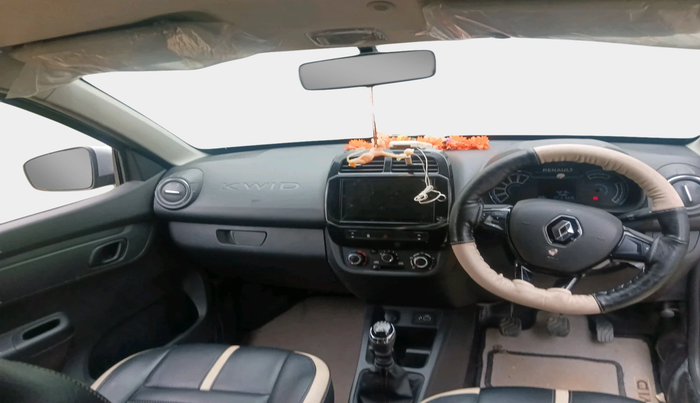 2023 Renault Kwid RXT 1.0, Petrol, Manual, 15,218 km, interior