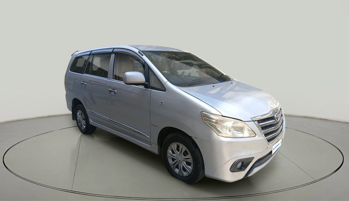 2014 Toyota Innova 2.5 GX 7 STR, Diesel, Manual, 98,887 km, exterior