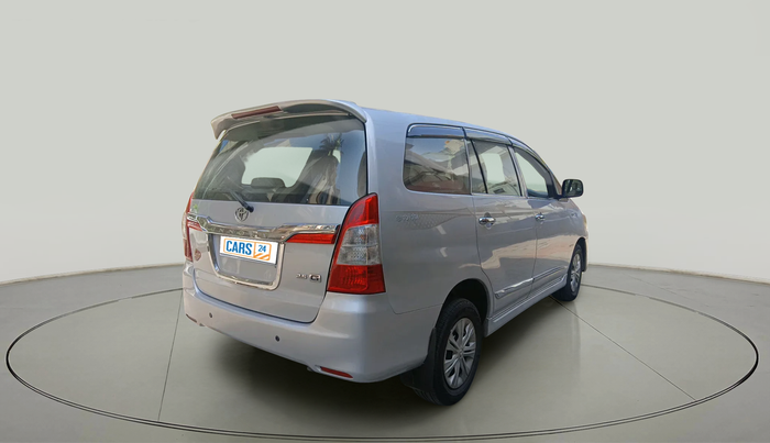 2014 Toyota Innova 2.5 GX 7 STR, Diesel, Manual, 98,887 km, exterior