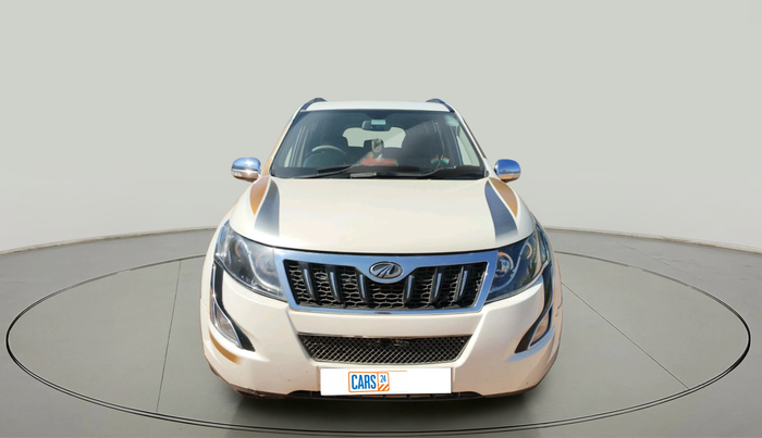 2016 Mahindra XUV500 W8, Diesel, Manual, 1,38,735 km, exterior