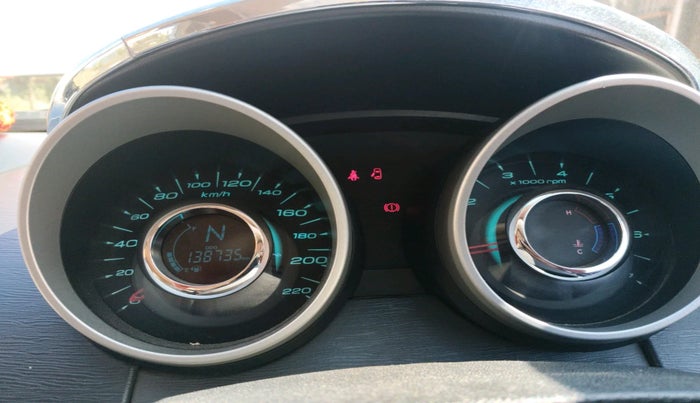 2016 Mahindra XUV500 W8, Diesel, Manual, 1,38,735 km, interior