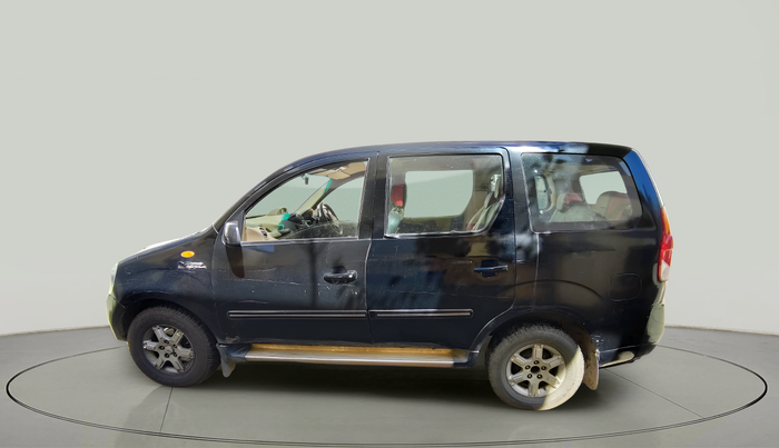 2010 Mahindra Xylo E8 BS III, Diesel, Manual, 1,93,848 km, exterior