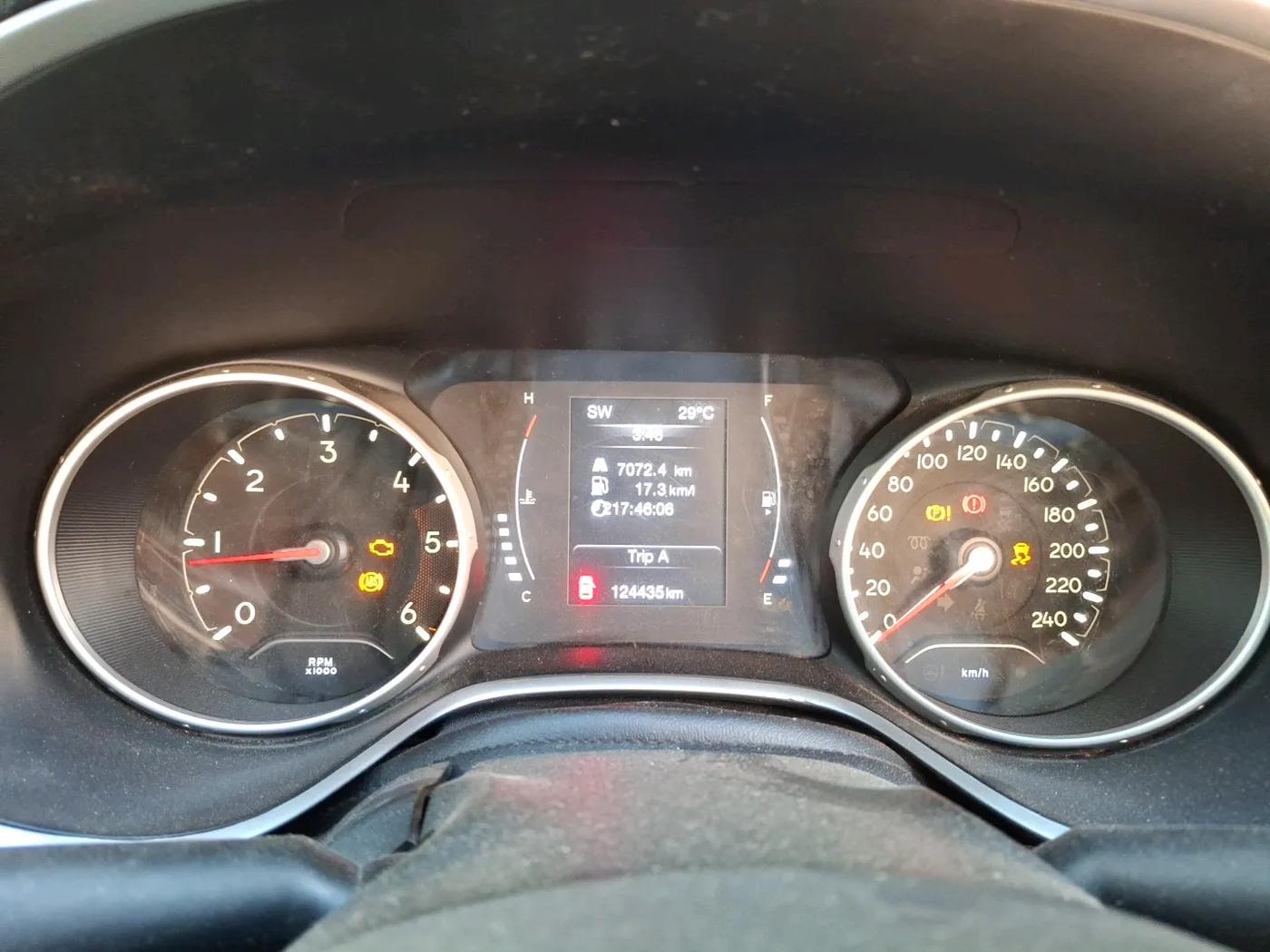 2017 Jeep Compass LIMITED 2.0 DIESEL, Diesel, Manual, 1,24,435 km, interior