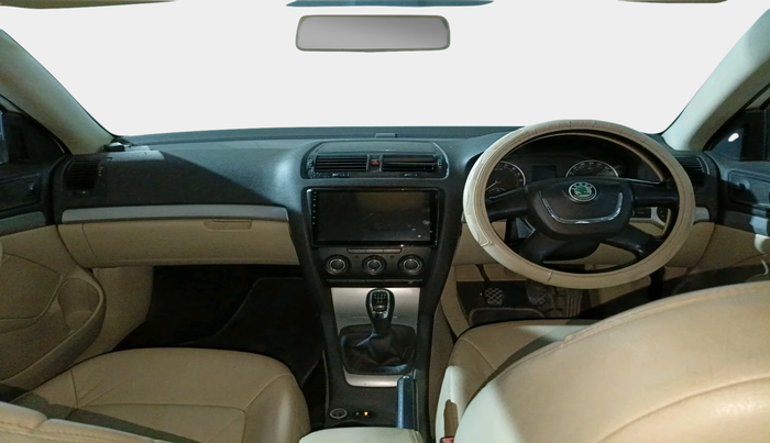 2012 Skoda Laura AMBIENTE 1.9 TDI MT, Diesel, Manual, 2,14,028 km, interior