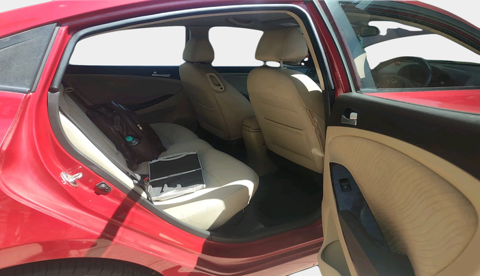 2015 Hyundai Verna FLUIDIC 4S 1.6 VTVT S(O), Petrol, Manual, 60,282 km, interior