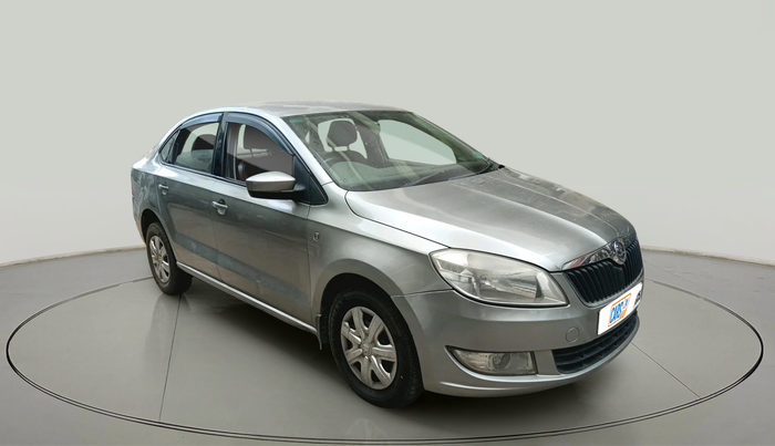 2013 Skoda Rapid AMBITION 1.6 TDI CR MT PLUS, Diesel, Manual, 1,32,034 km, exterior