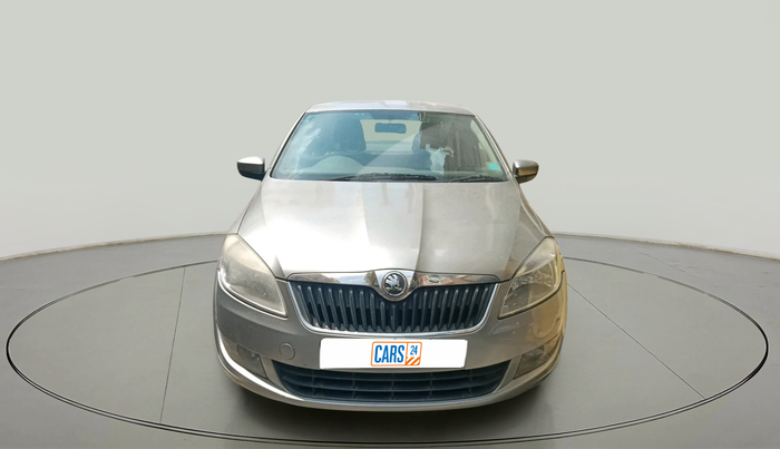 2013 Skoda Rapid AMBITION 1.6 TDI CR MT PLUS, Diesel, Manual, 1,32,034 km, exterior