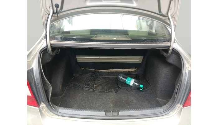 2012 Skoda Rapid ELEGANCE 1.6 TDI CR MT, Diesel, Manual, 1,12,047 km, exterior