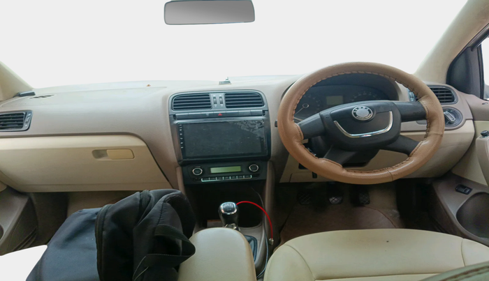 2012 Skoda Rapid ELEGANCE 1.6 TDI CR MT, Diesel, Manual, 1,12,047 km, interior