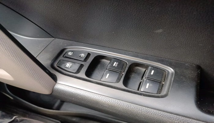 2016 Hyundai Creta SX PLUS 1.6 PETROL, Petrol, Manual, 50,597 km, interior