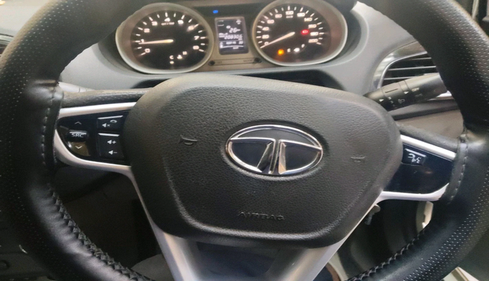 2017 Tata Tiago XZ PETROL, Petrol, Manual, 2,08,306 km, interior