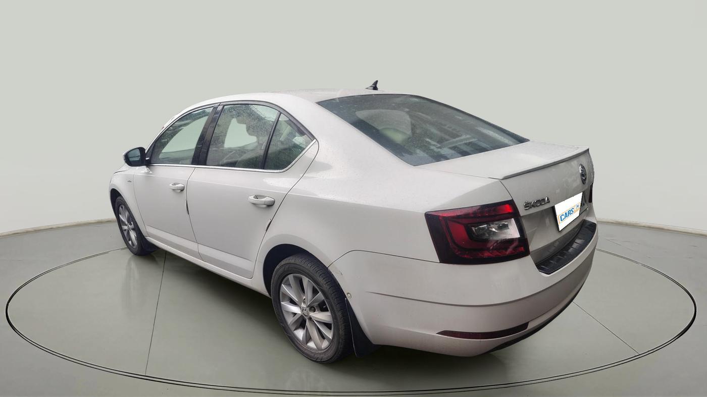 2017 Skoda Octavia L&K 1.8 TSI AT, Petrol, Automatic, 1,33,780 km, exterior