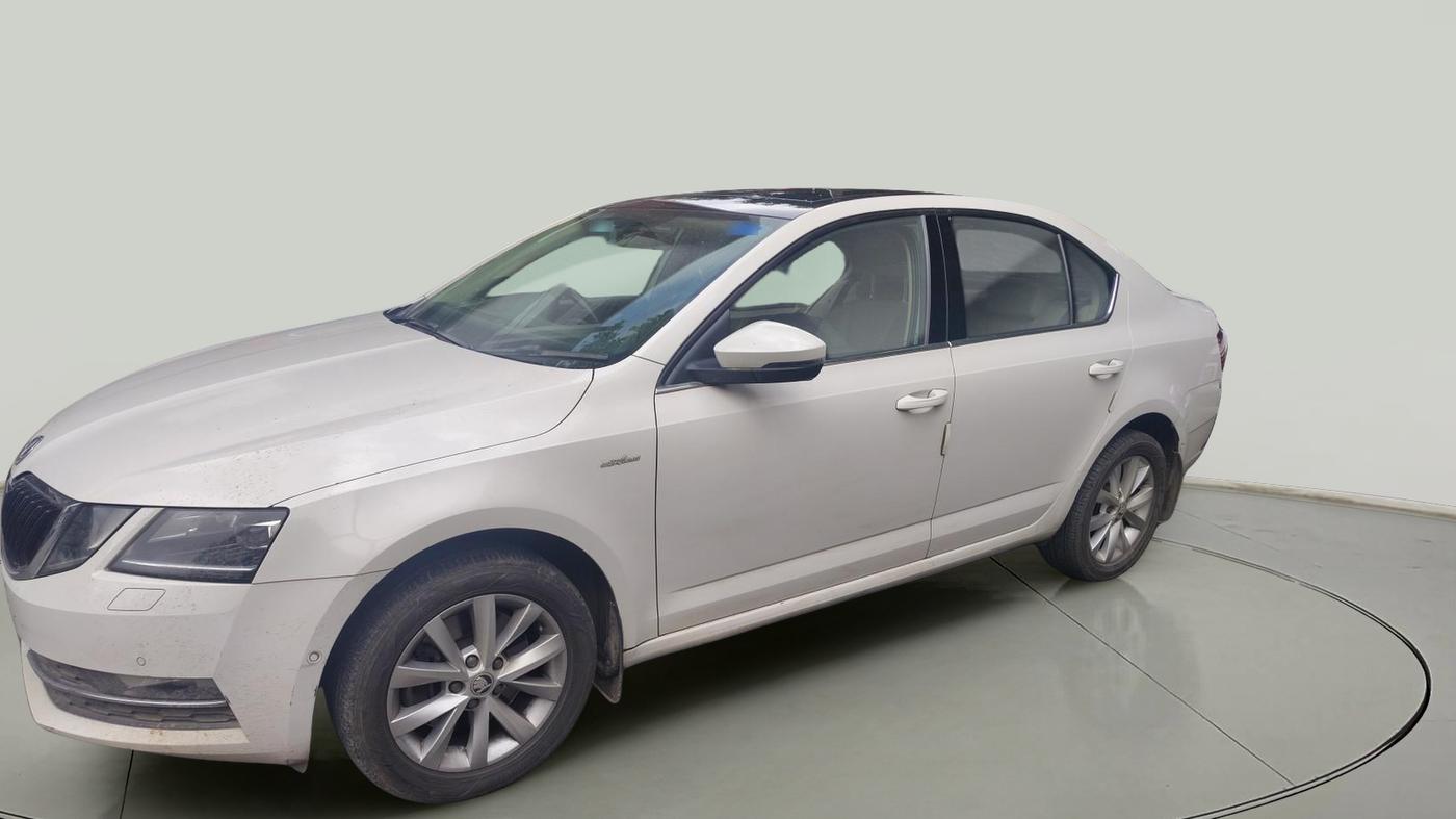 2017 Skoda Octavia L&K 1.8 TSI AT, Petrol, Automatic, 1,33,780 km, exterior