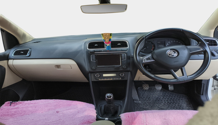 2018 Skoda Rapid STYLE 1.6 MPI, Petrol, Manual, 45,481 km, interior