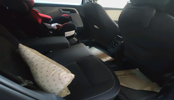 2023 Tata ALTROZ XZA, Petrol, Automatic, 10,674 km, interior