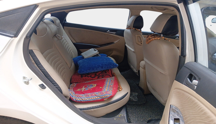 2017 Hyundai Verna 1.6 VTVT SX, Petrol, Manual, 1,01,610 km, interior