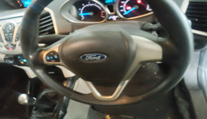 2014 Ford Ecosport TITANIUM 1.0L ECOBOOST, Petrol, Manual, 1,23,945 km, interior