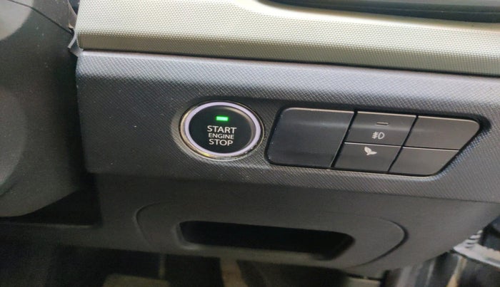 2022 Tata PUNCH  ACCOMPLISHED AMT CAMO EDITION, Petrol, Automatic, 18,338 km, interior