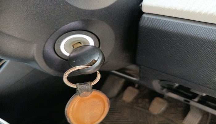 2023 Tata PUNCH PURE MT, Petrol, Manual, 6,236 km, interior