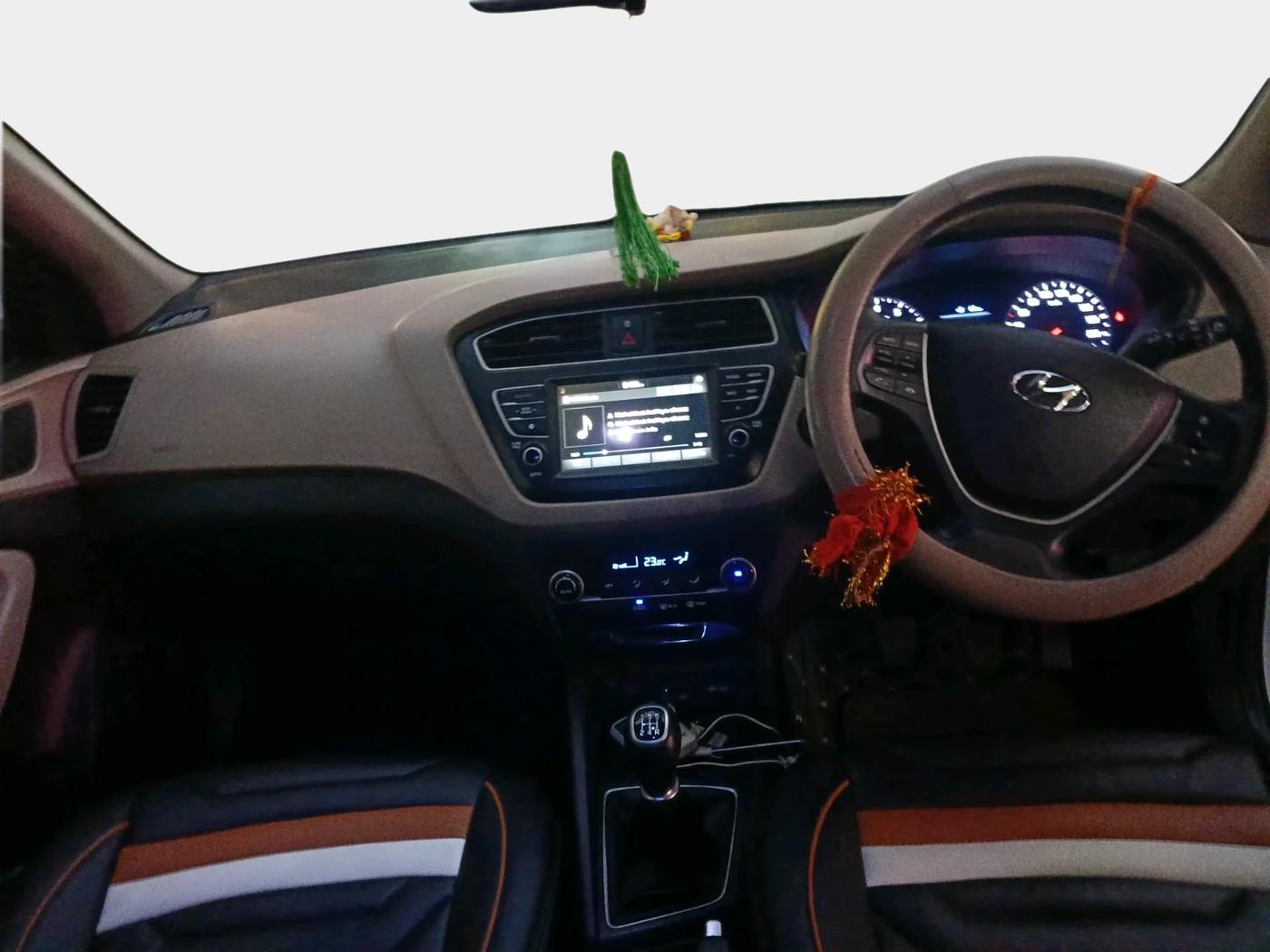 2020 Hyundai Elite i20 ASTA 1.2 (O), Petrol, Manual, 20,289 km, interior