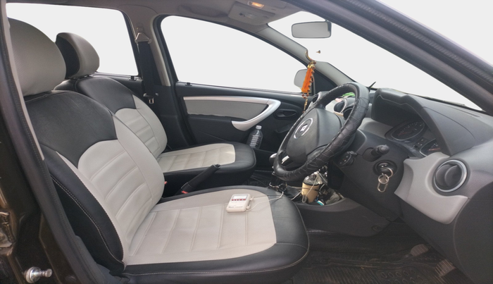 2014 Renault Duster 110 PS RXL DIESEL, Diesel, Manual, 72,150 km, interior