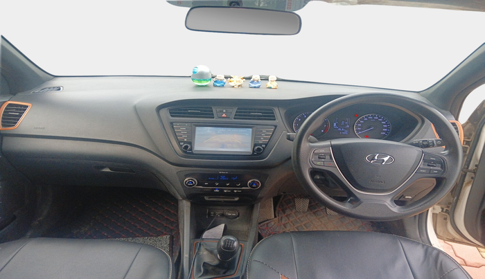 2017 Hyundai Elite i20 ASTA 1.2 DUAL TONE, Petrol, Manual, 58,002 km, interior