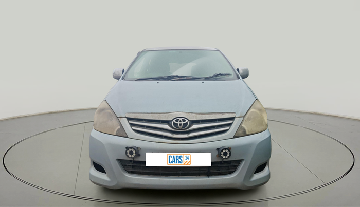 2010 Toyota Innova V 2.5 7 STR, Diesel, Manual, 2,74,438 km, exterior