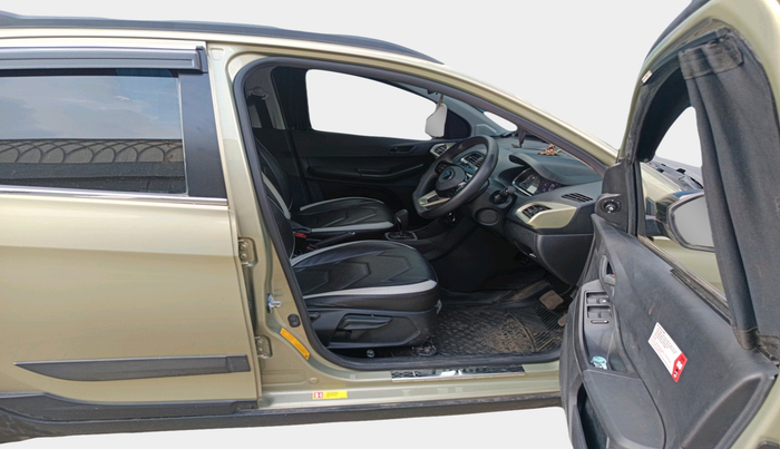 2024 Tata TIAGO NRG  NRG XZA CNG, Petrol, Automatic, 15,528 km, interior