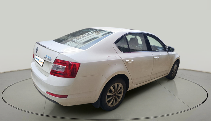 2016 Skoda Octavia STYLE PLUS AT 1.8 TSI, Petrol, Automatic, 69,103 km, exterior