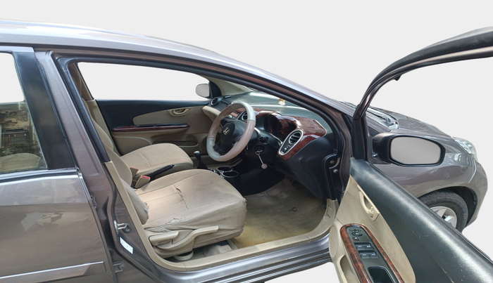 2015 Honda Mobilio 1.5L I-VTEC V, Petrol, Manual, 72,598 km, interior