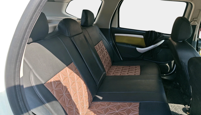 2014 Renault Duster 110 PS RXL ADVENTURE, Diesel, Manual, 1,08,869 km, interior