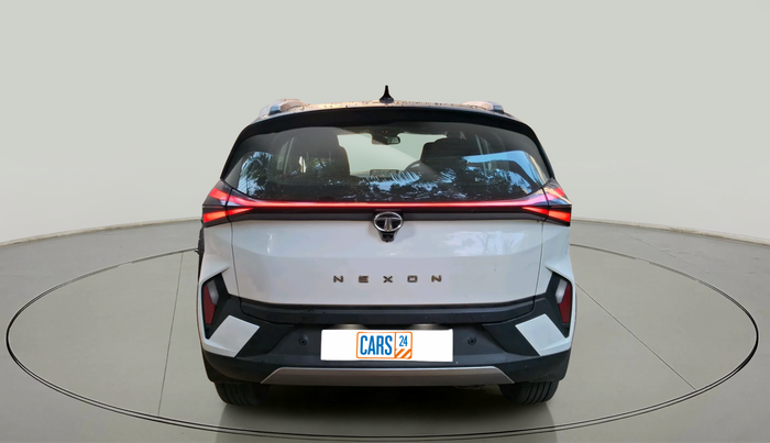 2023 Tata NEXON FEARLESS + SUNROOF DCA DUAL TONE 1.2 PETROL, Petrol, Automatic, 13,080 km, exterior