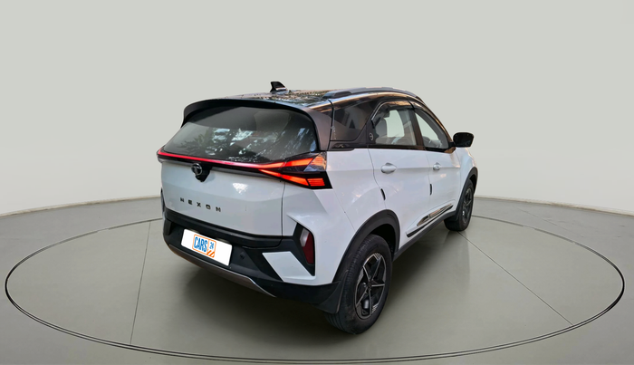 2023 Tata NEXON FEARLESS + SUNROOF DCA DUAL TONE 1.2 PETROL, Petrol, Automatic, 13,080 km, exterior