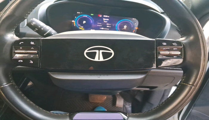 2023 Tata NEXON FEARLESS + SUNROOF DCA DUAL TONE 1.2 PETROL, Petrol, Automatic, 13,080 km, interior