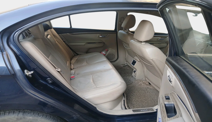 2022 Maruti Ciaz ALPHA  AT 1.5 SHVS PETROL, Petrol, Automatic, 60,238 km, interior