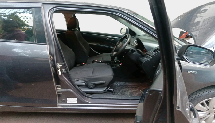 2016 Maruti Swift ZXI, Petrol, Manual, 51,449 km, interior