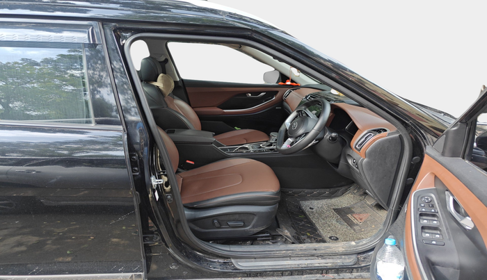 2021 Hyundai ALCAZAR 1.5 SIGNATURE (O) AT 6STR, Diesel, Automatic, 37,328 km, interior